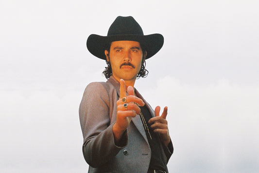 Hemi Hemingway share new video for "Desiree", new album Wings of Desire out now