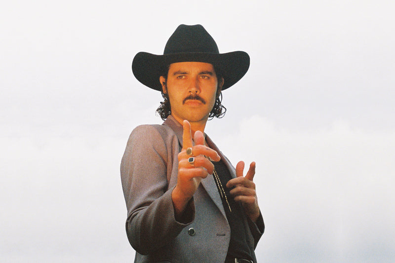 Hemi Hemingway share new video for "Desiree", new album Wings of Desire out now