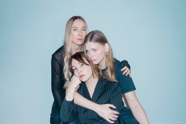 Vero announce new album Razor Tongue, share new single "100 Calls"